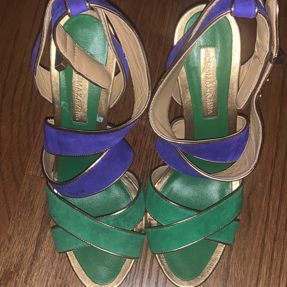 BCBG shoes